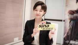 圈内爆料焦俊艳打伞,时尚感十足引热议